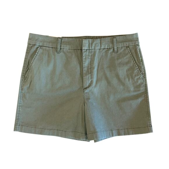 NWT Gloria Vanderbilt Mid-Rise Stretch Twill Chino 5" Inseam Green Short Size 14 - Picture 1 of 13